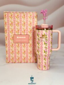 ماگ استنلی Quencher صورتی در جعبه کادویی