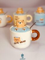 ماگ خرس شناور با درب سرامیکی و قاشق استیل طرح 1