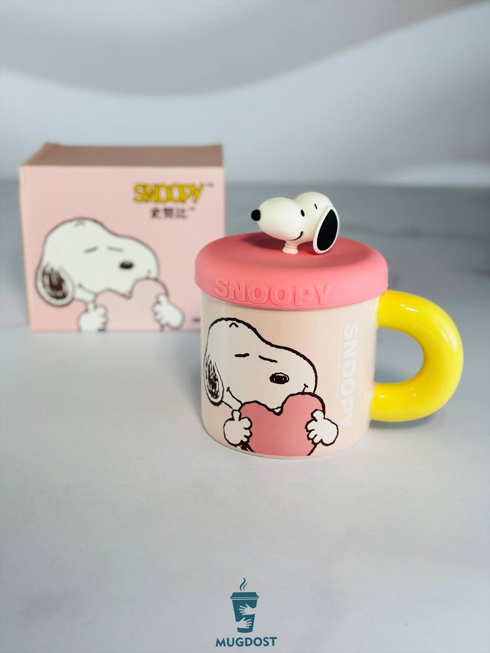 photo_1_2026-02-23_09-54-28 نمای کلی ماگ اسنوپی با در سیلیکونی صورتی