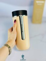نمای کلی تراول ماگ نسپرسو کرم Nespresso nomad با بدنه استیل و طراحی شیک سوئیسی